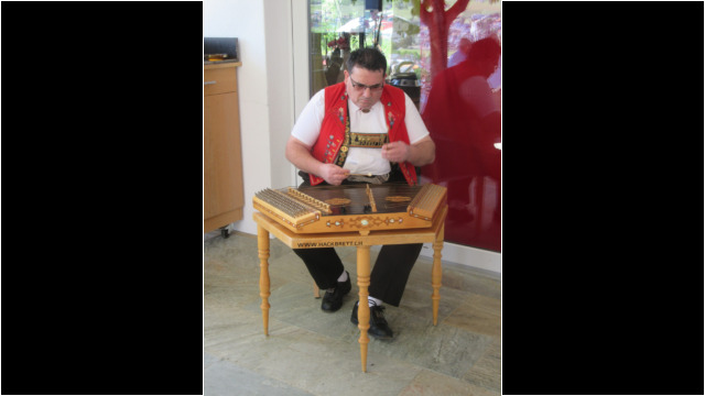 Johannes Fuchs am Hackbrett